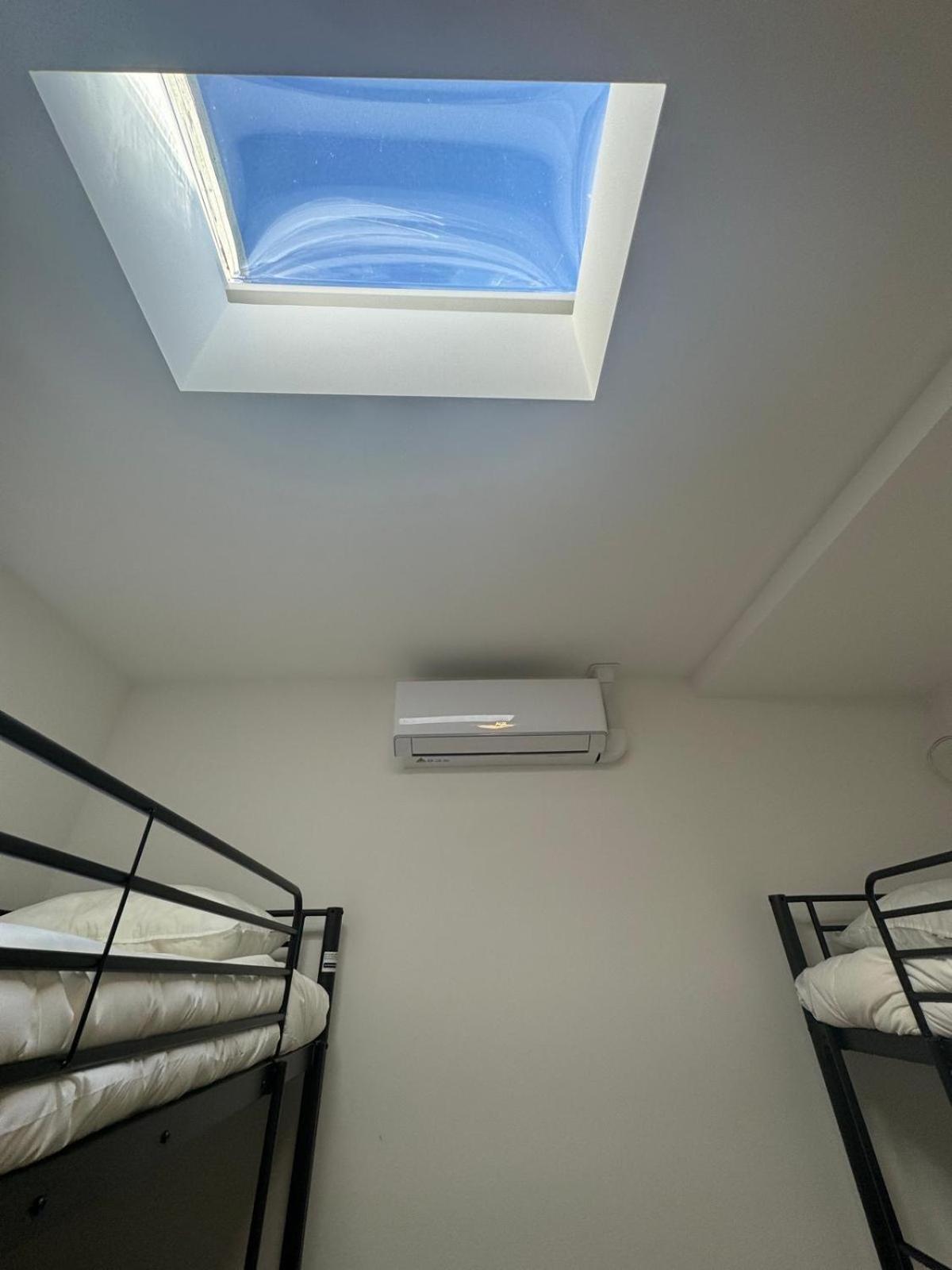 Y Hostel Amszterdam Kültér fotó